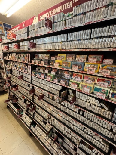 スーパーポテト店内2