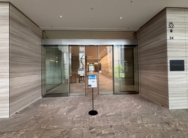 森JP Tower 1层电梯大厅