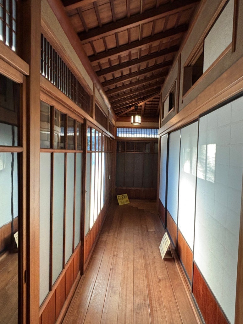 Former Asakura House visitor tip: socks required