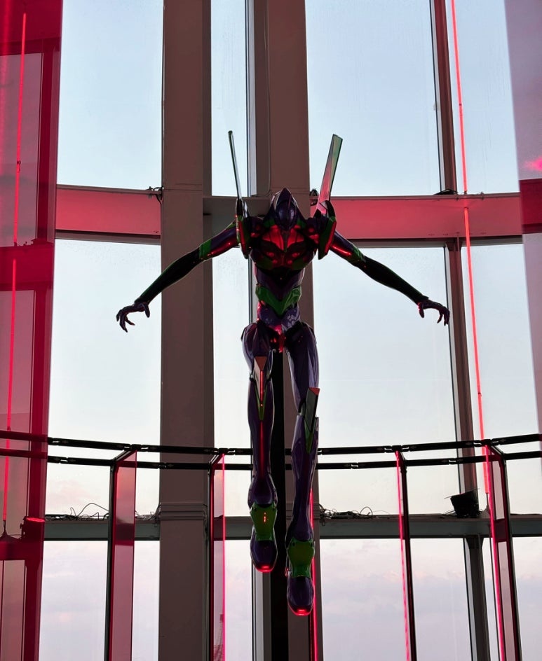 Large Evangelion Unit-01 figure installed at the entrance of Roppongi Evangelion 30th Anniversary Exhibition