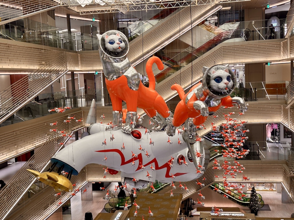 Ginza Must-Visit Places Complete Guide (Shopping, Restaurants, Tips)