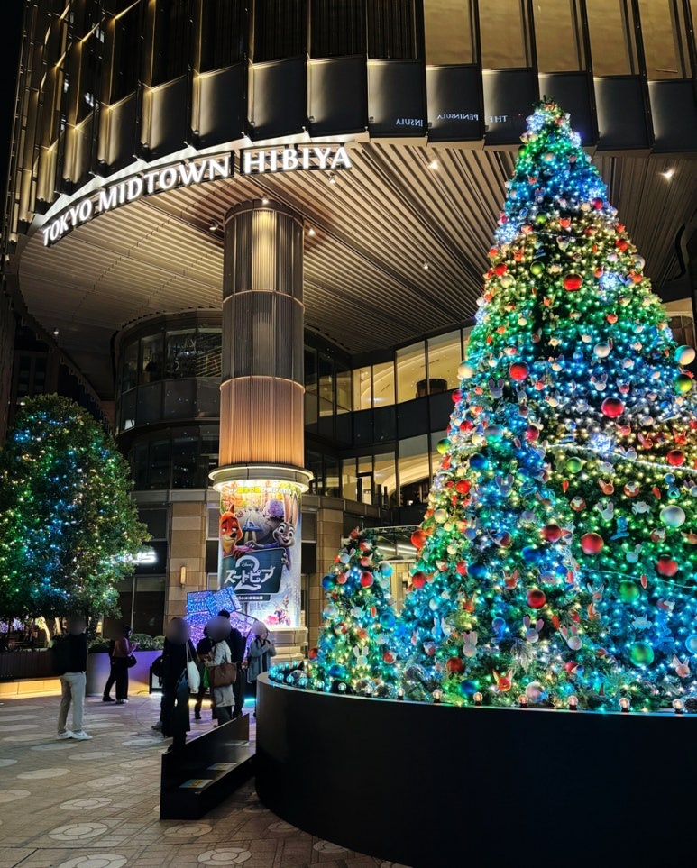 Hibiya Midtown Christmas Zootopia 2 themed main tree