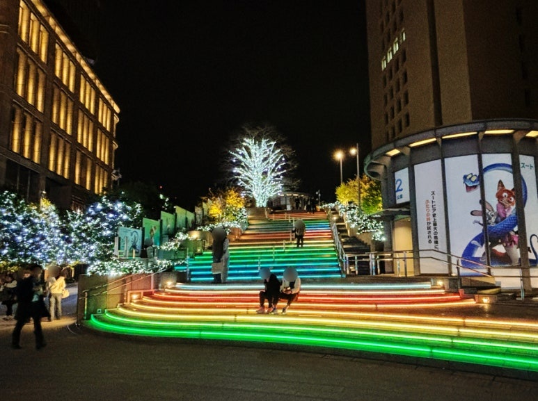 Hibiya Midtown Step Square illumination