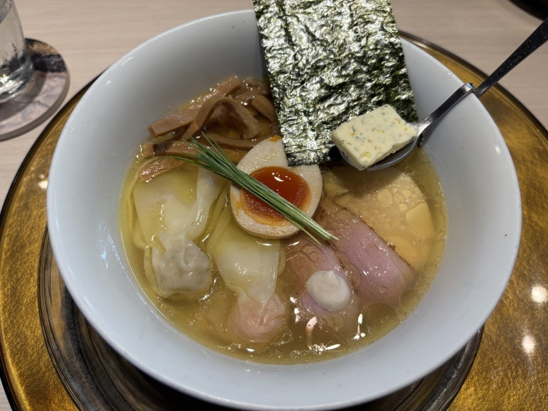 入鹿TOKYO六本木 エクストリーム 柚子塩ラーメン