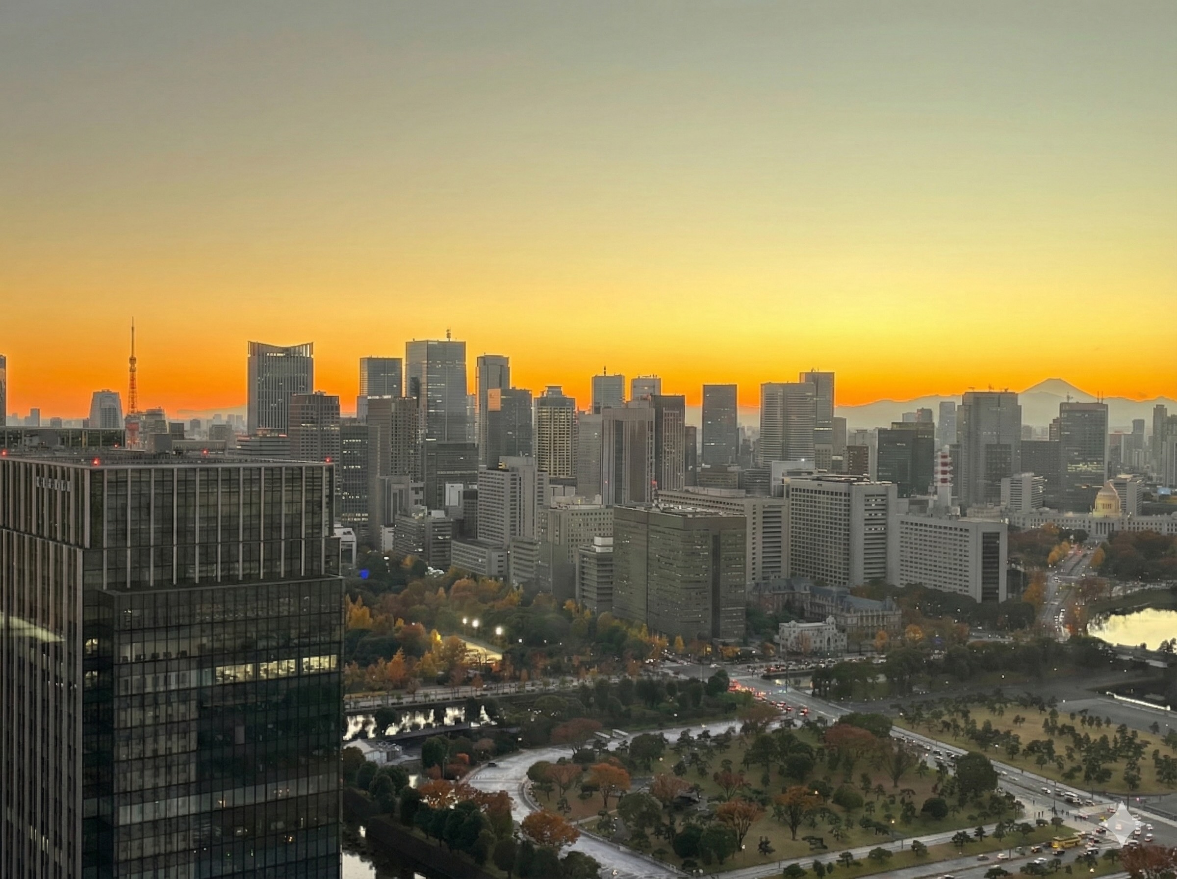 丸の内ビル無料展望台からの夕焼け