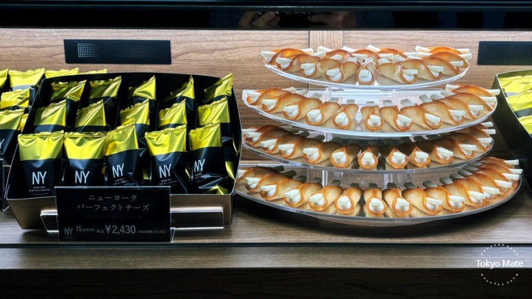New York Perfect Cheese东京门店陈列架及产品线