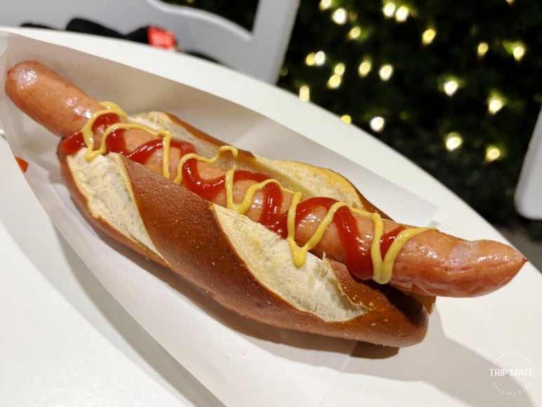 König booth handmade German sausages and crispy pretzels