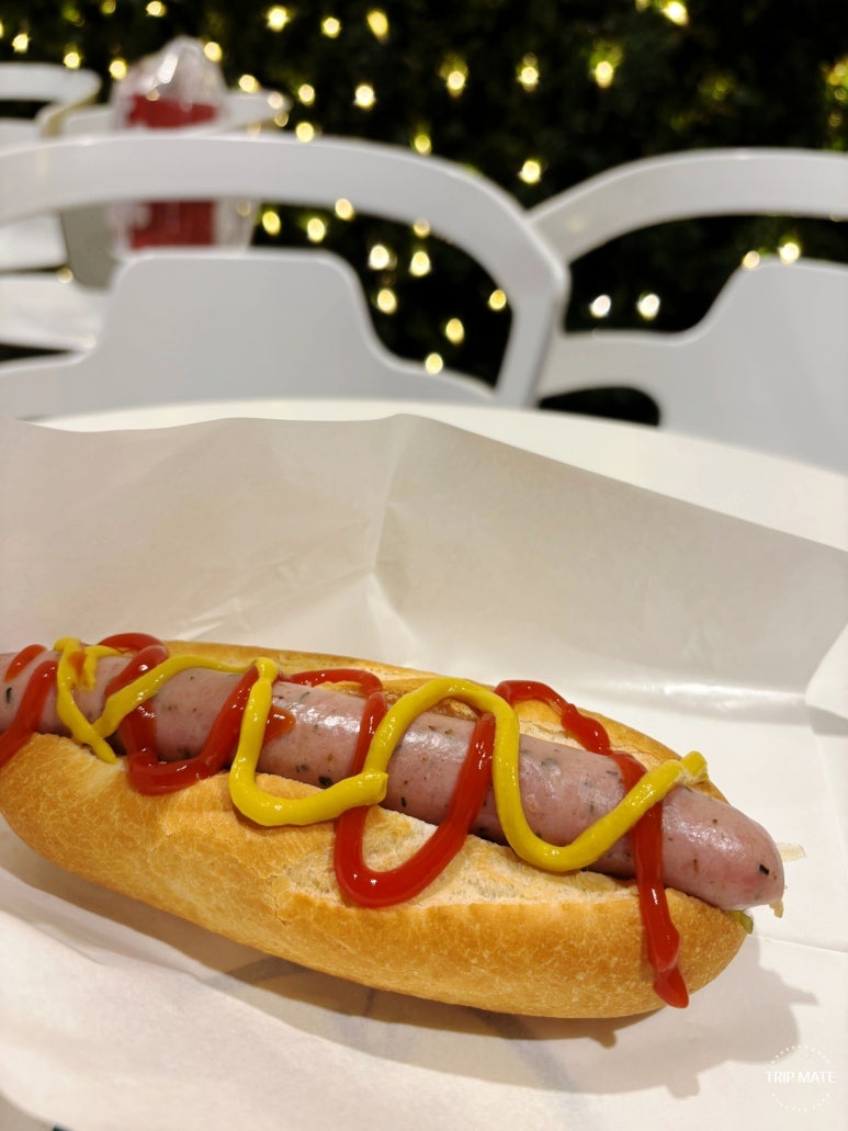 German Hot Stand 2025 hot dogs and Christmas hot chocolate