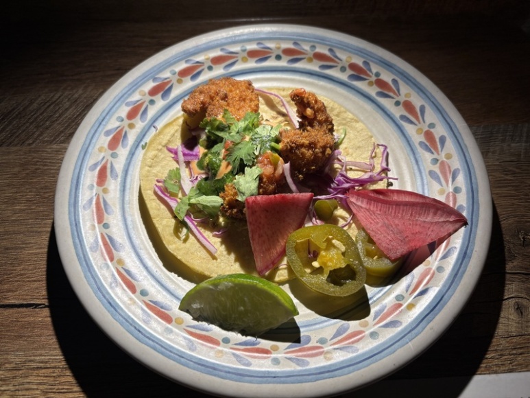 テラスディナーの料理アップ