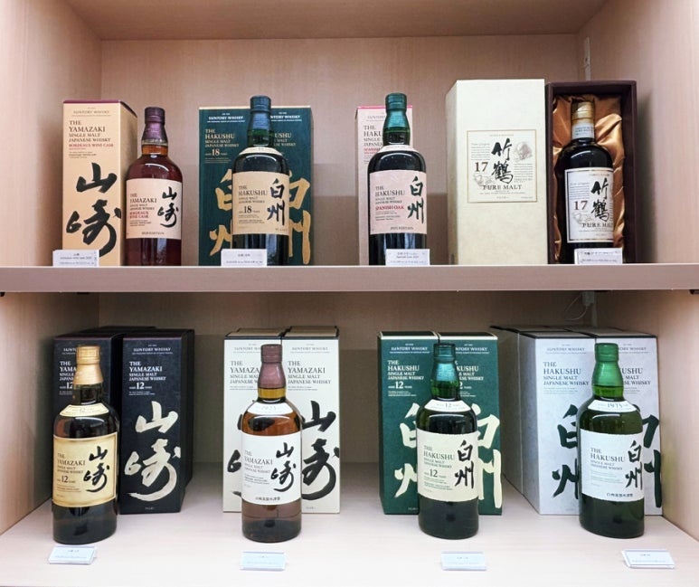 Suntory whisky lineup (Yamazaki, Hakushu, Hibiki comparison)
