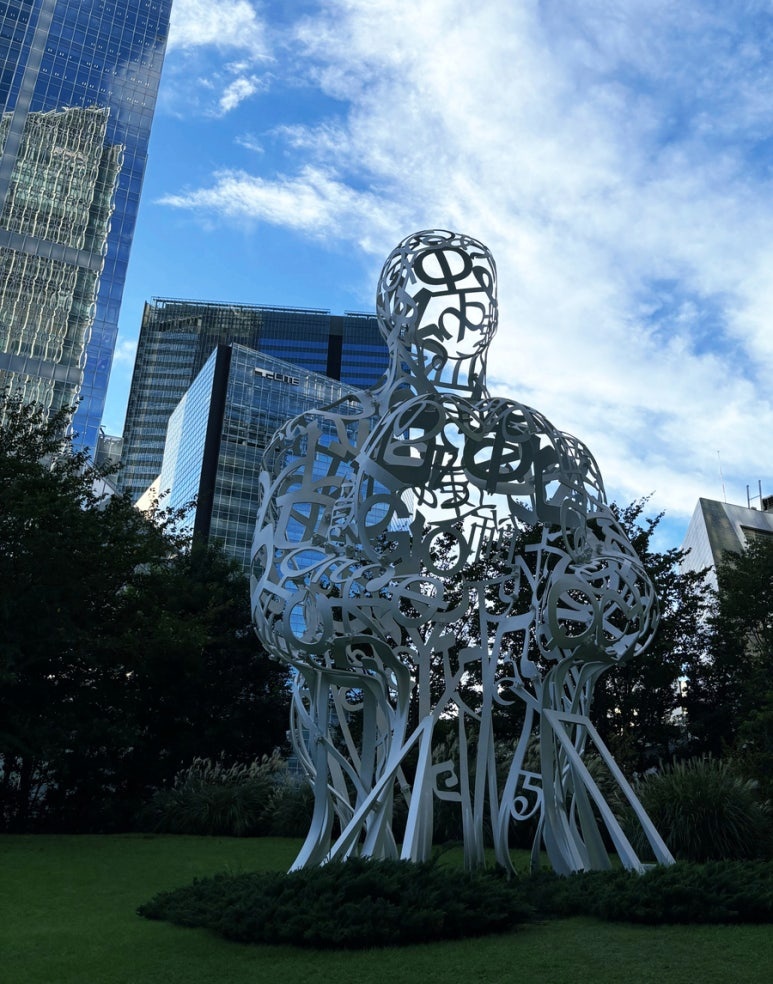 虎之门山森塔2层OVAL PLAZA 雅梅·普伦萨的Roots艺术