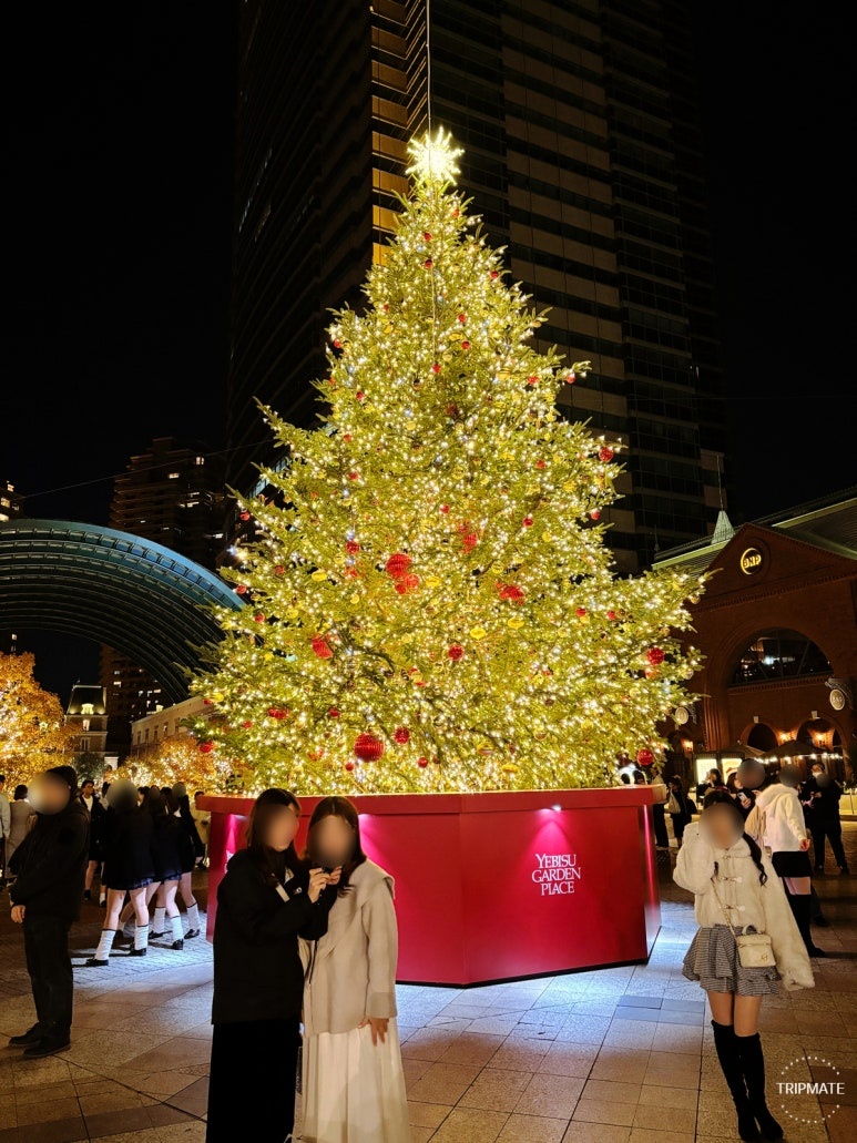 10m giant Christmas tree installed at Yebisu Garden Place clock square