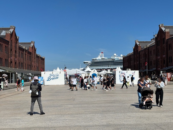 赤レンガ倉庫イベント広場の祭り