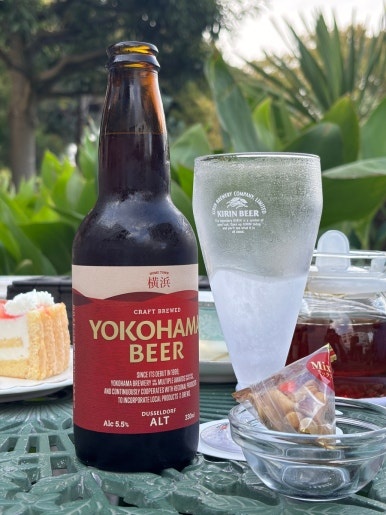 イギリス館カフェのバラアイス